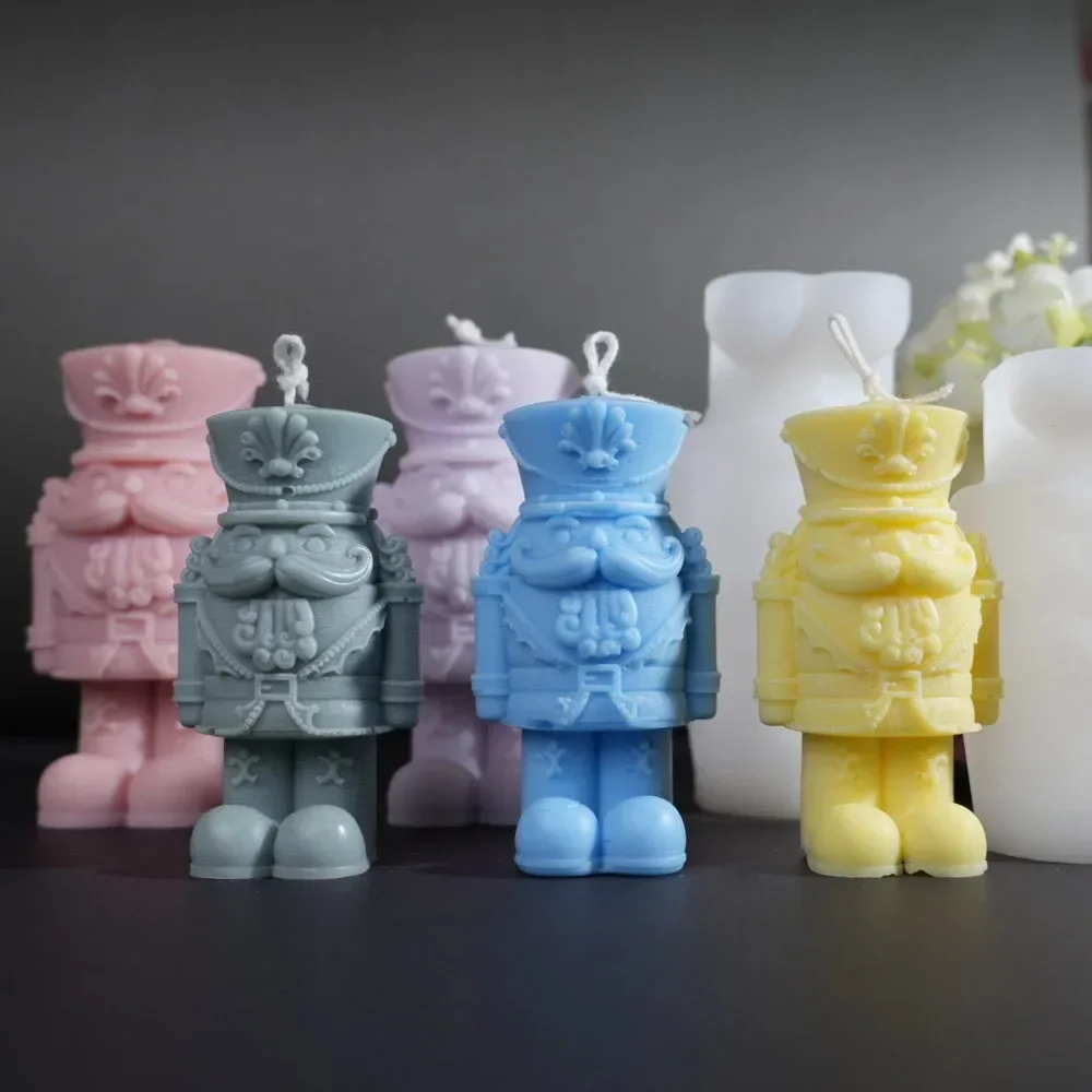 Candle Making Fat - Standing Walnut Soldier Silicone Scented Candle
